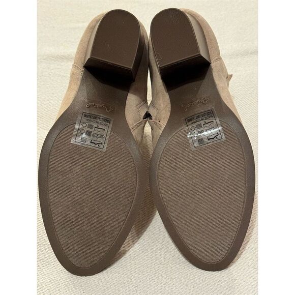Qupid Women's Taupe Suede Ankle Booties Size 9 Square Toe Block Heel - Picture 4 of 5